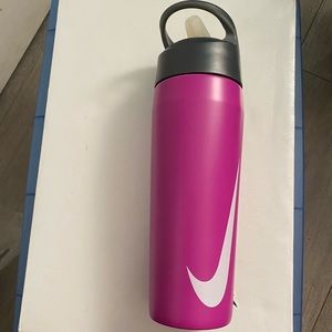 Nike Hypercharge Straw bottle 18oz